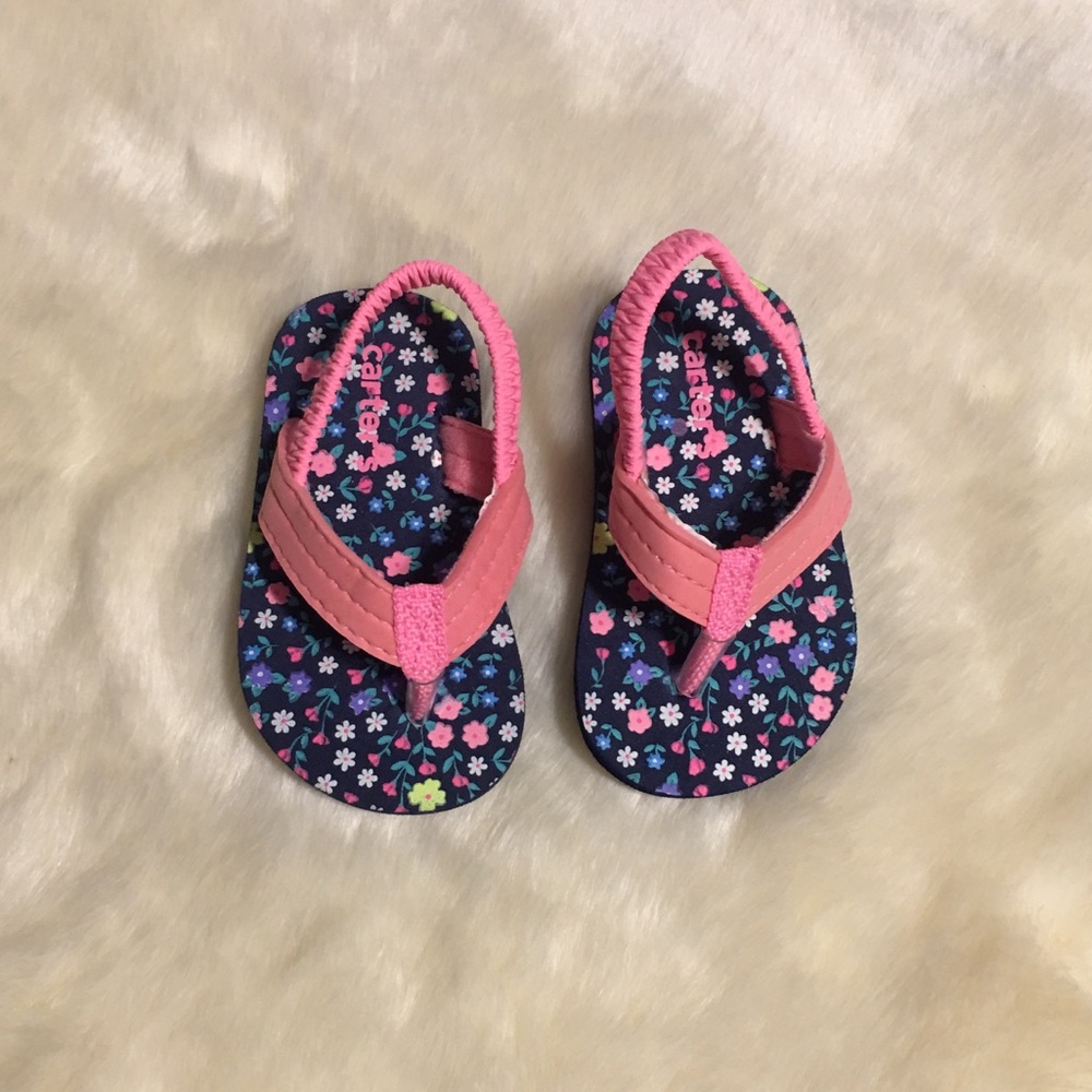 Baby pink stretchy back flip flops!